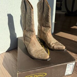 JB Dillon Women’s Snipped Toe Western Boots – Style JBW2303 (Size 8.5)